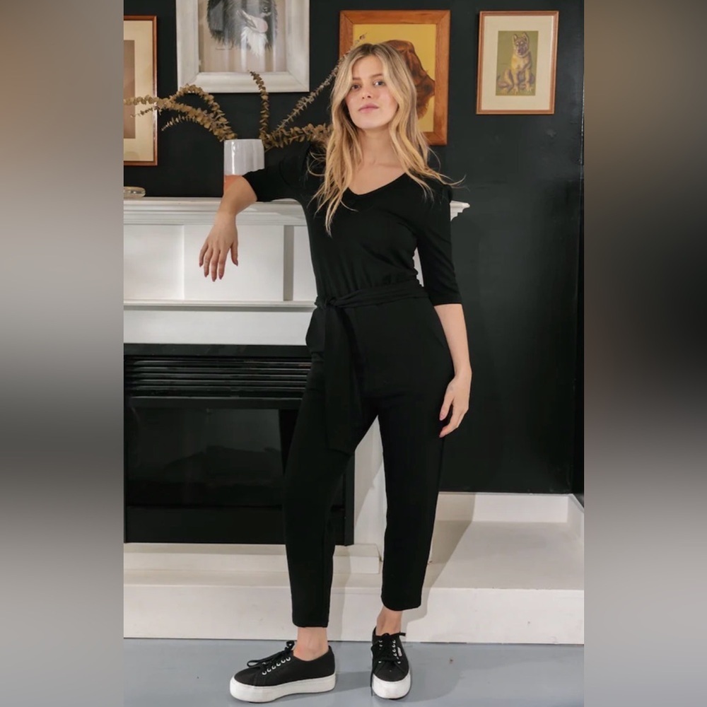SMASH + TESS The Amanda V-neck Tie Waist 3/4 Sleeve Romper